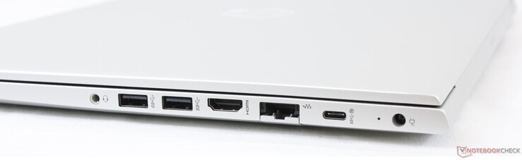A destra: 3.5 mm combo audio, 2x USB 3.1 Gen. 1 Type-A, HDMI 1.4b, Gigabit RJ-45, , USB 3.1 Type-C w/ DP and PD