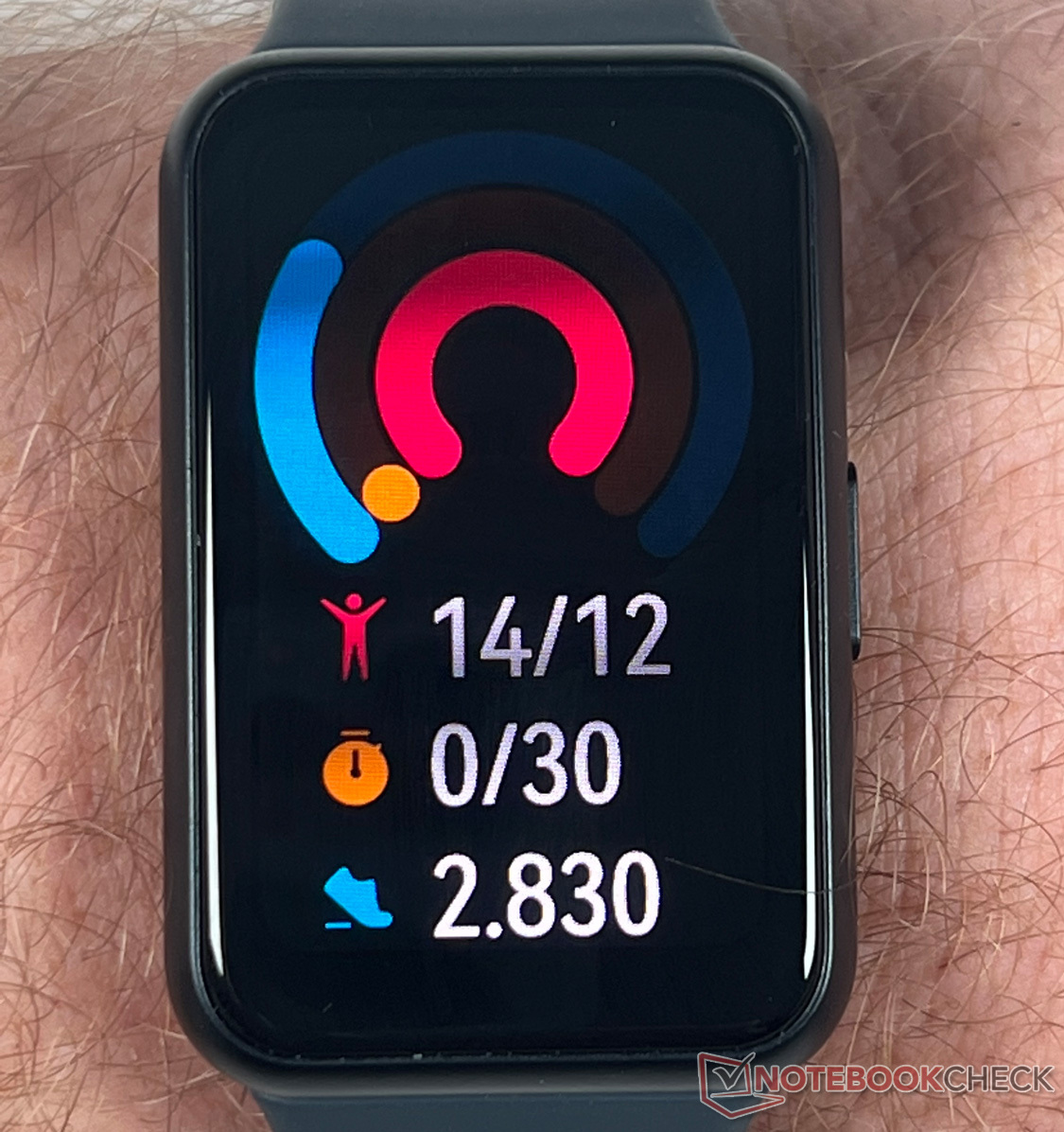 Recensione Huawei Watch Fit: la virtù sta nel mezzo, e ha anche il GPS 