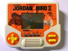 Jordan VS Bird Uno contro uno (Fonte: Eighties Baby)