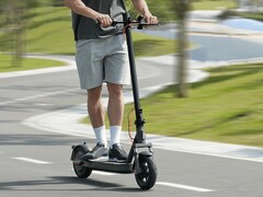 Il lancio globale dello scooter elettrico Xiaomi Elite è previsto per il 2025. (Fonte: Xiaomi)