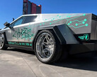 Il Cybertruck dually è dotato di tappi personalizzati (Fonte: Red's Miami/IG)