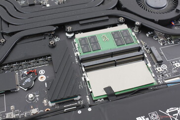 Quattro slot SODIMM DDR5 accessibili