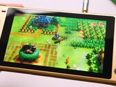 Hyrule edition Switch Lite con mods (Fonte immagine: Taki Udon su Youtube)