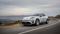 La Macan è Il Primo SUV Completamente Elettrico Di Porsche ...