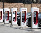 Tesla annuncia una soluzione di accodamento virtuale per combattere gli scontri con i conducenti nei siti di Supercharger (Fonte: Tesla)