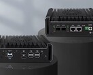 Il mini PC Topton X4H-XL vanta due porte ottiche SFP+ da 10 gigabit. (Fonte: Liliputing)