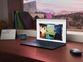 Un nuovo laptop Lenovo Yoga è trapelato in vista del CES 2025 (fonte: Walking Cat on X)