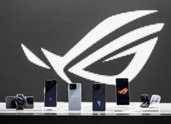 ASUS offre la serie ROG Phone 8 con vari accessori. (Fonte immagine: ASUS)