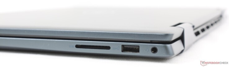 A destra: Lettore di schede SD, USB-A 3.2 Gen. 1, cuffie da 3,5 mm
