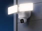 La eufy Security Floodlight Cam E30 è arrivata negli Stati Uniti. (Fonte: eufy)