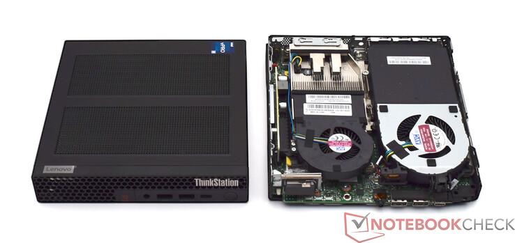 Lenovo ThinkStation P3 Tiny con top aperto