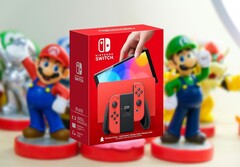 Nintendo ha lanciato lo Switch OLED nell&#039;ottobre 2021. (Fonte immagine: Nintendo, Ryan Quintel su Unsplash, modificato)