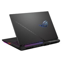 L'Asus ROG Strix Scar 15 G533zm è stato gentilmente fornito da Cyberport