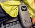 Relay lancia RelayX - un walkie-talkie sostitutivo ultra-rugged con copertura di rete quad-sim 4G/5G, Wi-Fi e LTE privata simultanea e traduzione vocale dal vivo per uso industriale e aziendale. (Fonte immagine: Relay)