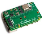 Bundle Ai: La scheda di espansione con lo slot SSD e il modulo AI è montata sotto Raspberry Pi. (Fonte immagine: Pineboards)