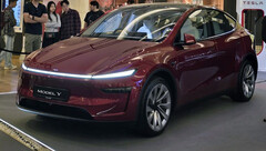 Nuova Tesla Model Y nel colore Ultra Red (Fonte: Sawyer Merritt/X)