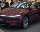 Nuova Tesla Model Y nel colore Ultra Red (Fonte: Sawyer Merritt/X)