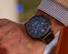 Garmin sta distribuendo la versione software 18.14 agli smartwatch della serie D2 Mach. (Fonte: Garmin)