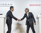 Il CEO di Nissan, Makoto Uchida, e il CEO di Honda, Toshihiro Mibe. (Fonte: Nissan)