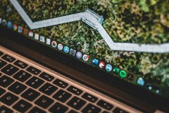 Applei piani del MacBook pieghevole dell&#039;azienda sarebbero stati rinviati al 2027 o al 2028 (Fonte: Jonathan Kemper, Unsplash)