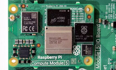 Il Raspberry Pi CM5 potrebbe arrivare con una variante da 16 GB di RAM. (Fonte immagine: @HumperCobra)