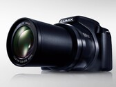 La Panasonic FZ82D racchiude un obiettivo zoom 60x in una fotocamera compatta. (Immagine: Panasonic)