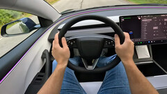 La recensione della Model 3 Highland testa i livelli di rumorosità dell&#039;abitacolo (immagine: AutoTopNL)