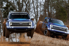 Il commutatore Ford F-150 Lightning sta iniziando ad avvicinarsi al territorio dei camion elettrici da trofeo. (Fonte immagine: Ford - modificato)