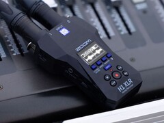 Zoom presenta il registratore audio portatile H1 XLR, in grado di effettuare registrazioni senza clip, utilizzando circuiti audio float a 32 bit e doppio convertitore A/D. (Fonte: Zoom)