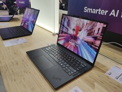 Un hands-on con il successore non ufficiale di ThinkPad X1 Nano: Lenovo sceglie l&#039;unica strada possibile con il nuovo ThinkPad X13 Gen 6 (nella foto: Lenovo ThinkPad X13 Gen 6, fonte immagine: Benjamin Herzig/Notebookcheck.com)