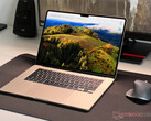 Il MacBook Air potrebbe essere l'ultimo dei dispositivi mobili di Apple a ricevere un display OLED. (Fonte: Notebookcheck)