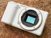 La Sony ZV-E10 II probabilmente sostituirà l'anziana ZV-E10 il 10 luglio come nuova fotocamera ibrida APS-C economica. (Fonte: Sony)