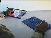 Microsoft offre il nuovo Surface Pro in un numero considerevolmente maggiore di SKU rispetto ai suoi predecessori. (Fonte: Microsoft)