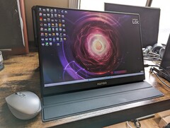 Il monitor esterno Hongo 16.1 offre risoluzione sRGB completa, 2560 x 1600, frequenza di aggiornamento di 120 Hz, FreeSync e tempi di risposta rapidi a soli 160 dollari