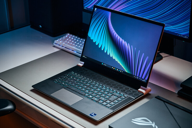 Ottimi colori, ma risultati di luminosità appena accettabili, l'Alienware X16.