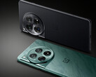 OnePlus probabilmente consegnerà il suo prossimo flagship nelle tradizionali opzioni di colore verde e nero, come il OnePlus 12, nella foto. (Fonte: OnePlus)