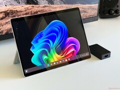 Microsoft potrebbe pianificare un Surface Pro più piccolo (Fonte: Notebookcheck)