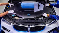 BMW ha presentato per la prima volta la iX5 Hydrogen nel 2019. (Fonte: BMW)