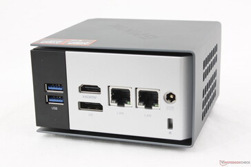 Posteriore: USB-A 2.0, DisplayPort 2.1, HDMI 2.1, 2x RJ-45 (2,5 Gbps), Kensington Lock, adattatore AC