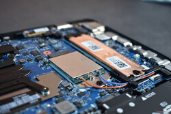 Lenovo ThinkPad T16 Gen 2: SSD M.2 2280