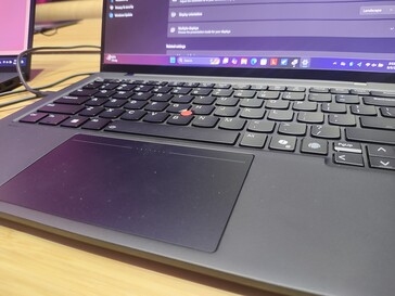 Lenovo ThinkPad X1 Carbon Gen 13 Aura Edition: Touchpad (fonte: Benjamin Herzig)