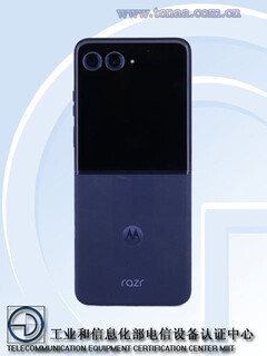 Il Motorola Razr+ 2024 potrebbe avere una nuova colorazione blu scuro...