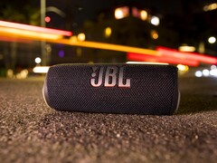 JBL Flip 7: nuovi altoparlanti in arrivo. (Immagine simbolica, Flip 6, fonte immagine: JBL)