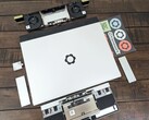 Il Framework ora permette agli utenti del Laptop 16 di installare fino a quattro SSD M.2 (fonte: Notebookcheck)