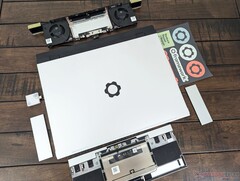 Il Framework ora permette agli utenti del Laptop 16 di installare fino a quattro SSD M.2 (fonte: Notebookcheck)