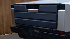 Il Cybertruck Tailgate Shield costa 300 dollari (Fonte: Tesla)