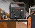 Jackery presenta la stazione elettrica Explorer 1000 v2 che utilizza batterie LFP e ricarica controllata dall'AI. (Fonte: Jackery)