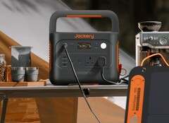 Jackery presenta la stazione elettrica Explorer 1000 v2 che utilizza batterie LFP e ricarica controllata dall&#039;AI. (Fonte: Jackery)