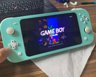 Retro Lite CM5 può essere dotato di un display LCD o OLED (Fonte: StonedEdge)