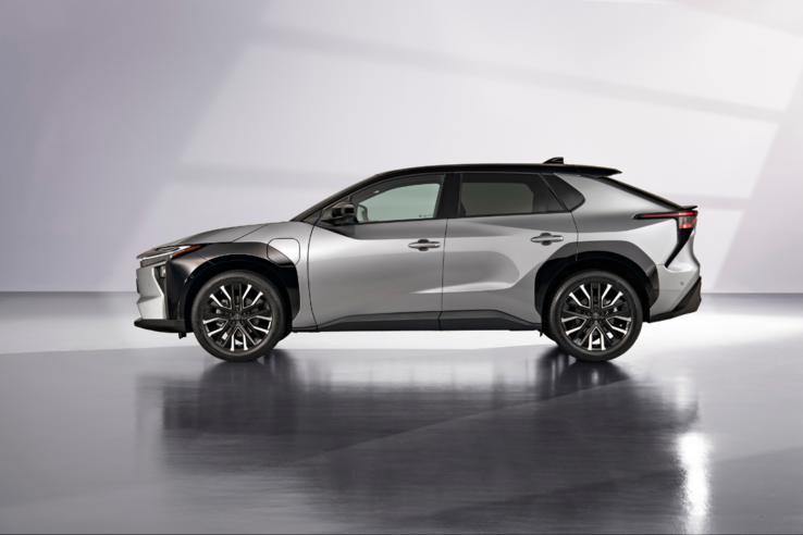 Il refresh del SUV elettrico Toyota bZ4X. (Fonte: Toyota)